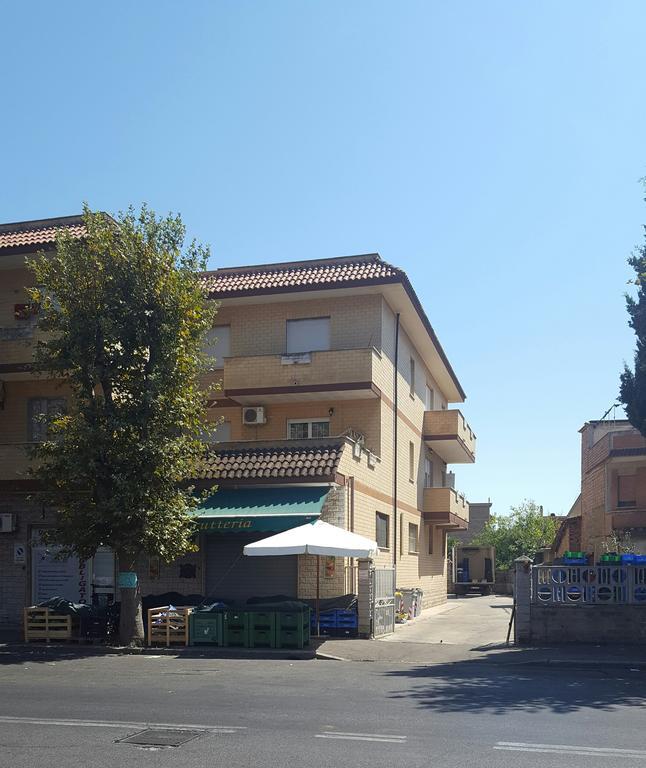 Casa Vacanze Giramondo Fiumicino Exterior foto